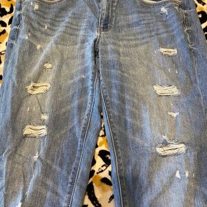 Distressed Blue Women's Jeans with Chain details